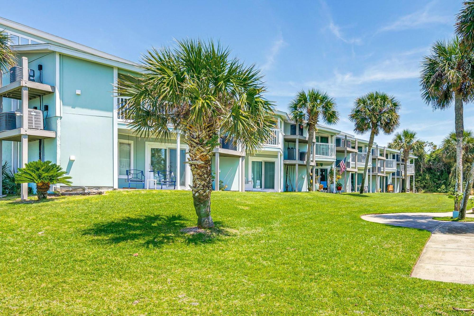 Eco-Bungalow Condo Pensacola Beach Access! Exterior photo
